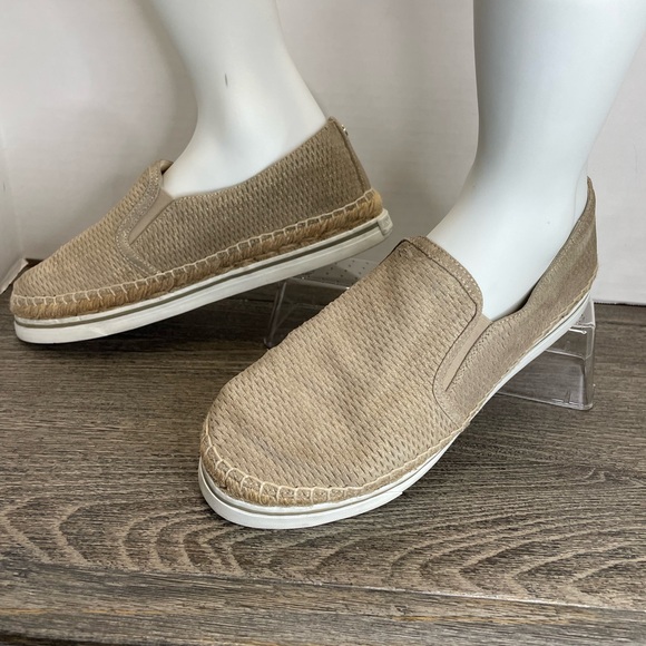 Jimmy Choo Slip-On Espadrilles Shoe. Tan/gold EUR size 40 (US 9) pre-owned. - Picture 4 of 13